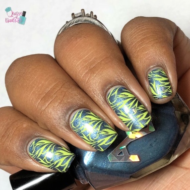 Hold Onto Your Butts - w/ nail art
